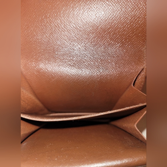 Louis Vuitton Vintage Monogram Coin Pouch - Picture 5 of 6